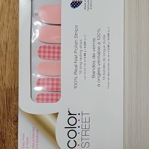 COLOR STREET WHAT THE CHECK MANICURE STRIPS